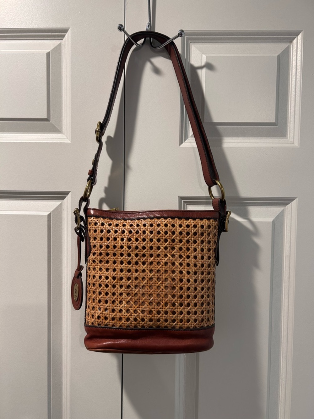 Fossil Woven Rattan and Brown Leather Shoulder/crossbody Bag - Picture 2 of 14